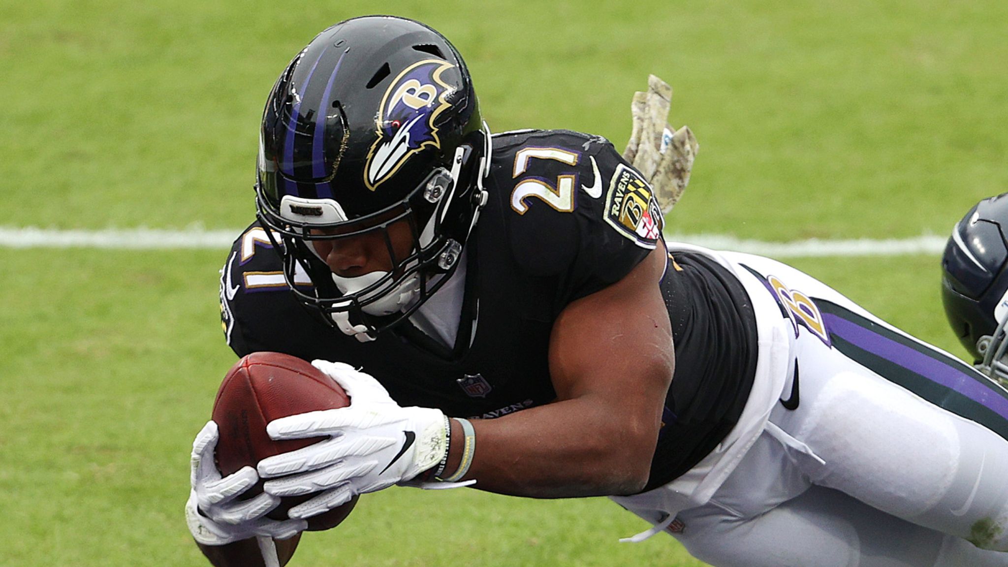 Ravens-Steelers Thanksgiving showdown moved to Sunday due to COVID