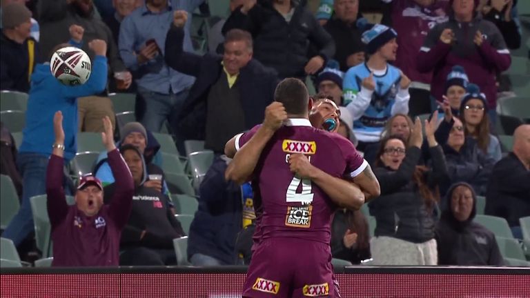 Xavier Coates scores his first State of Origin try as he puts Queensland ahead against New South Wales