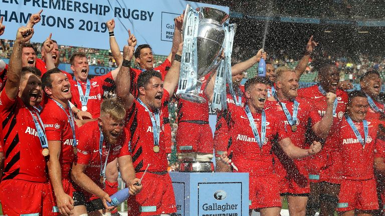 Saracens came from 11 points down to beat Exeter in front of a crowd of 75,329