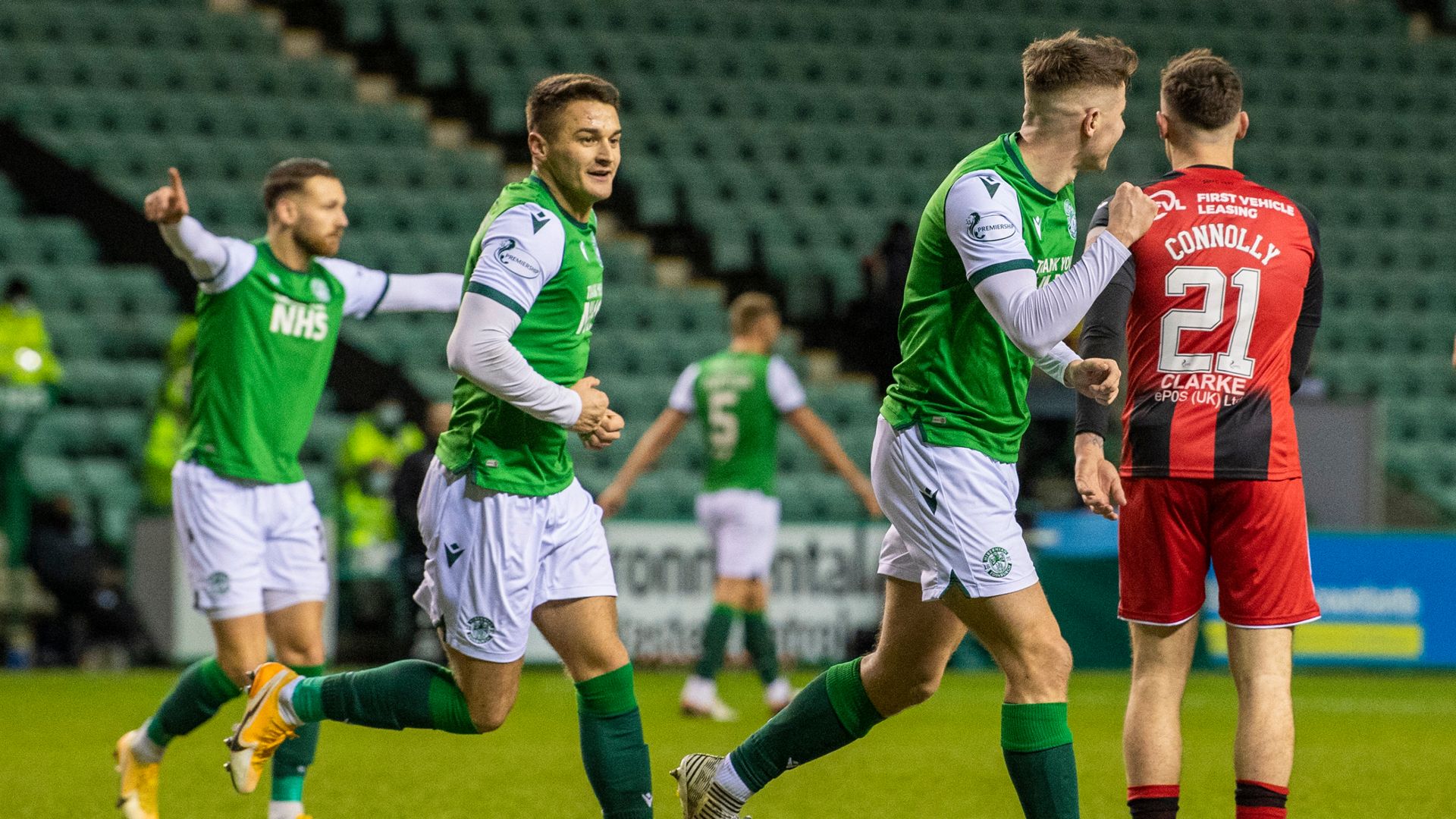 Nisbet shines as Hibs end St Mirren run