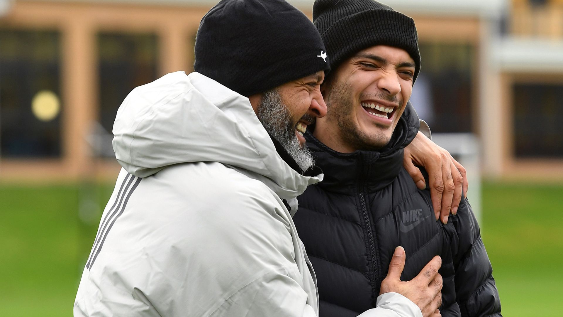 Jimenez visits Wolves training ground