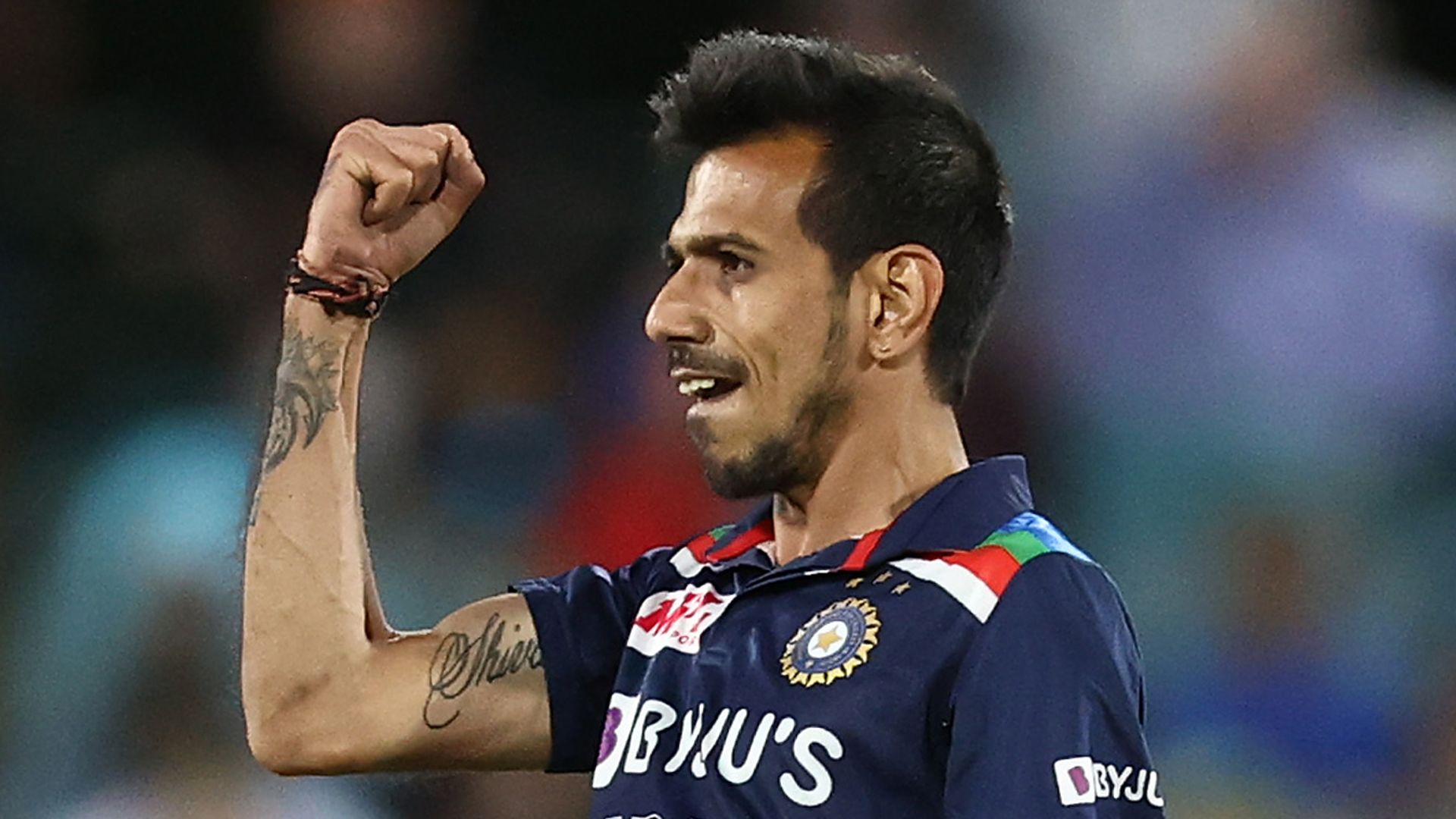India beat Australia after concussion sub controversy