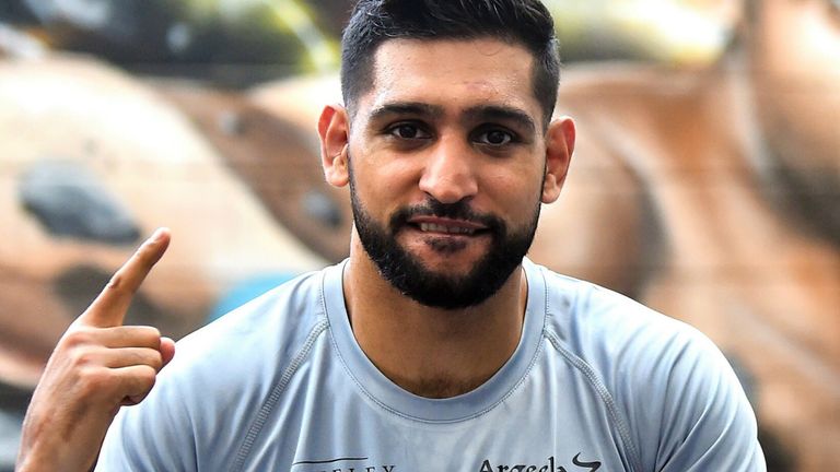 Could Amir Khan win a long-awaited British battle?