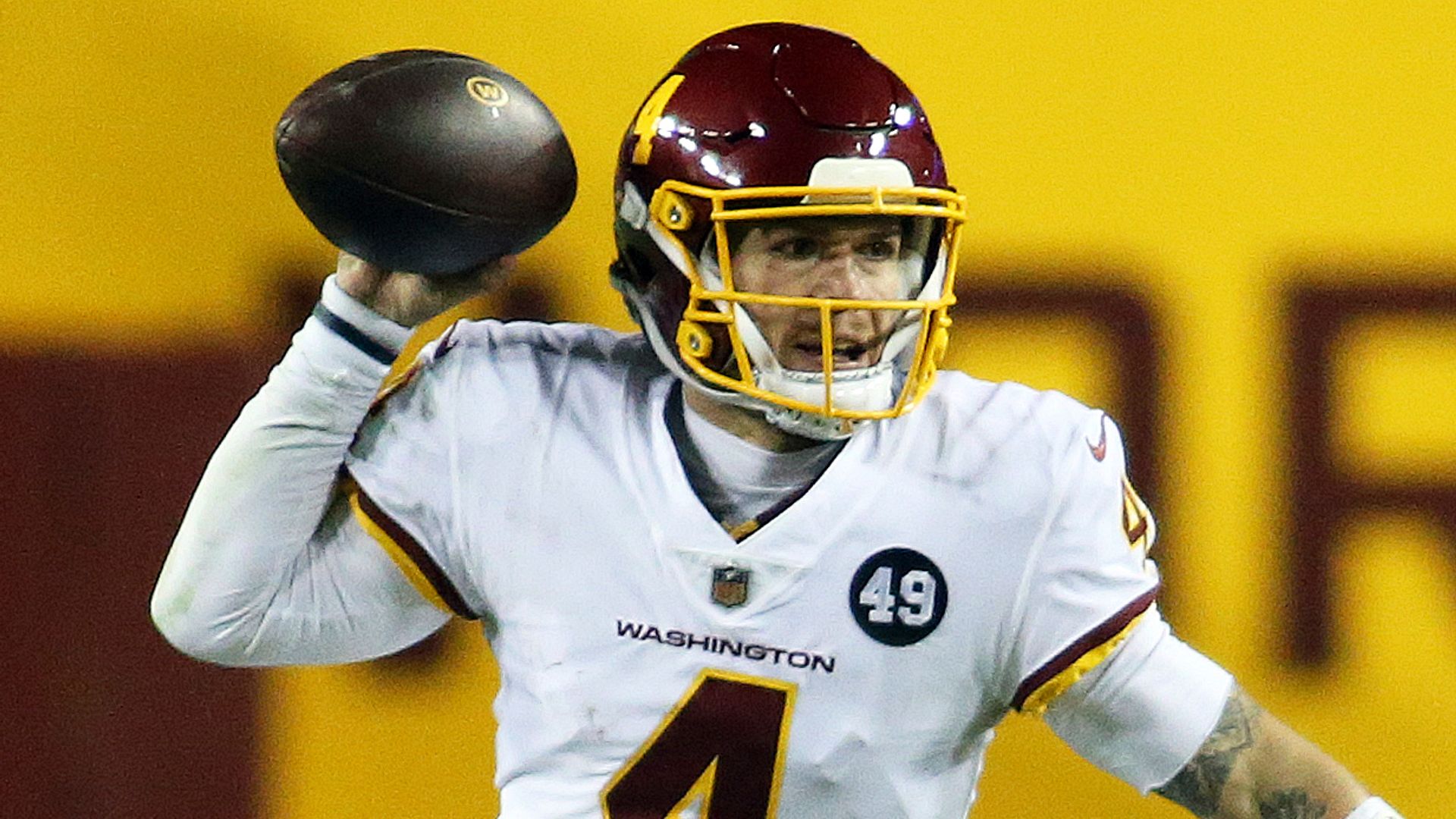 Washington sign Heinicke to two-year extension