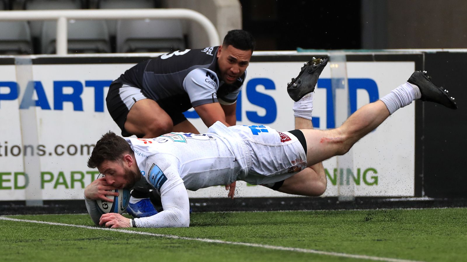Gallagher Premiership Exeter Chiefs Clip Newcastle Falcons Wings In 15 9 Win Rugby Union News Sky Sports