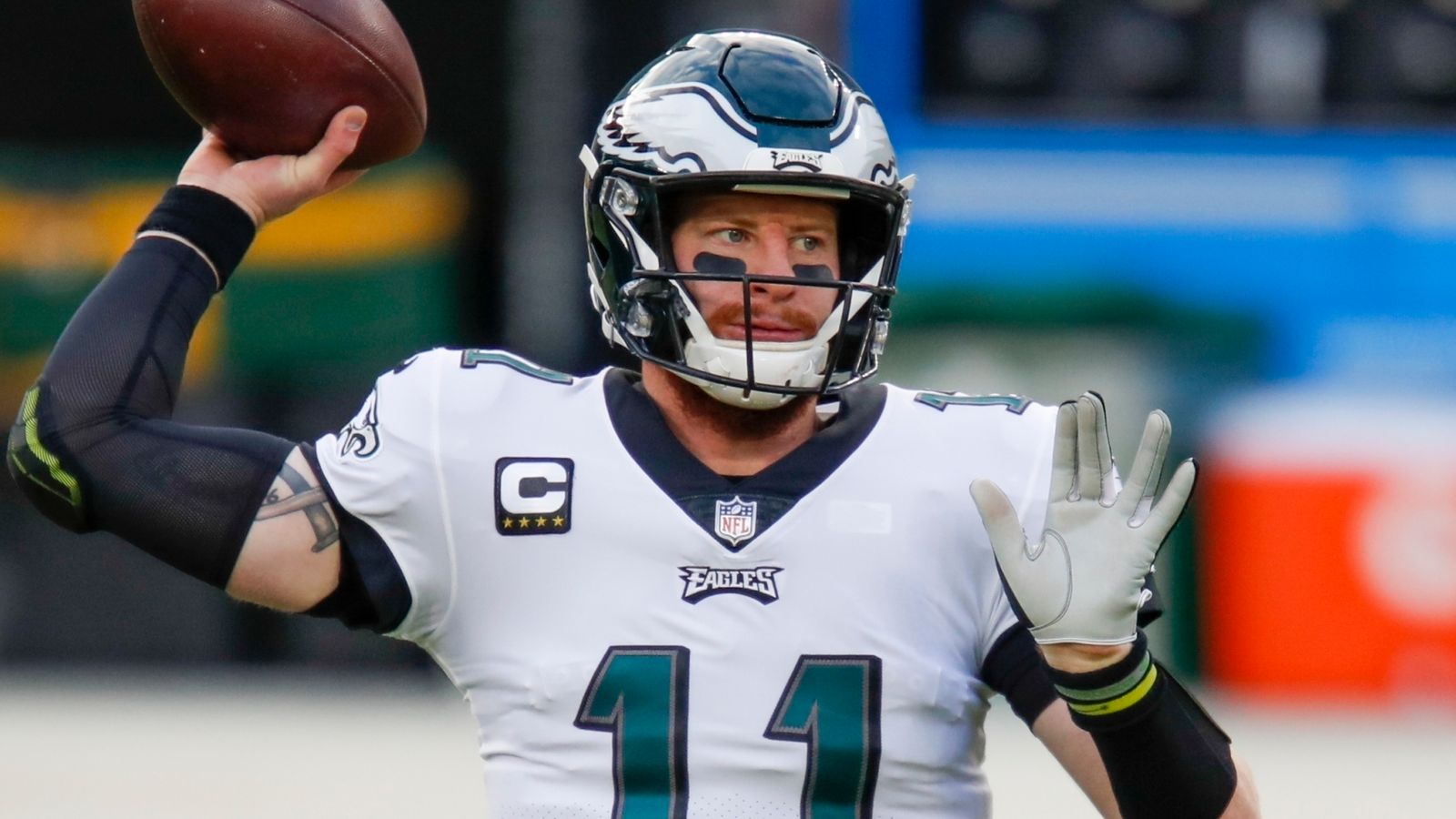 Eagles agree to trade QB Carson Wentz to Colts for two draft picks