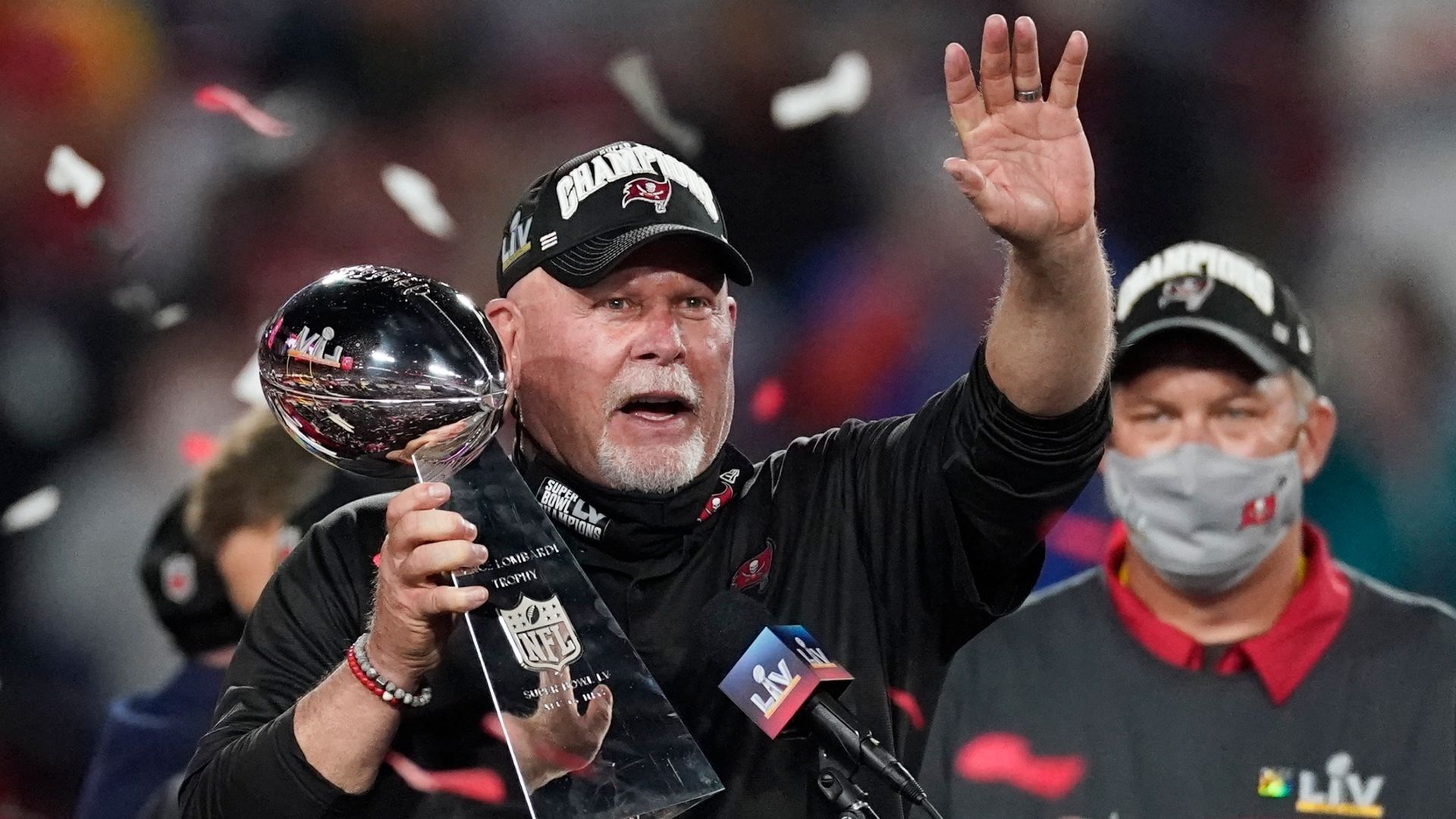 The band of Bucs: How the rich stayed rich