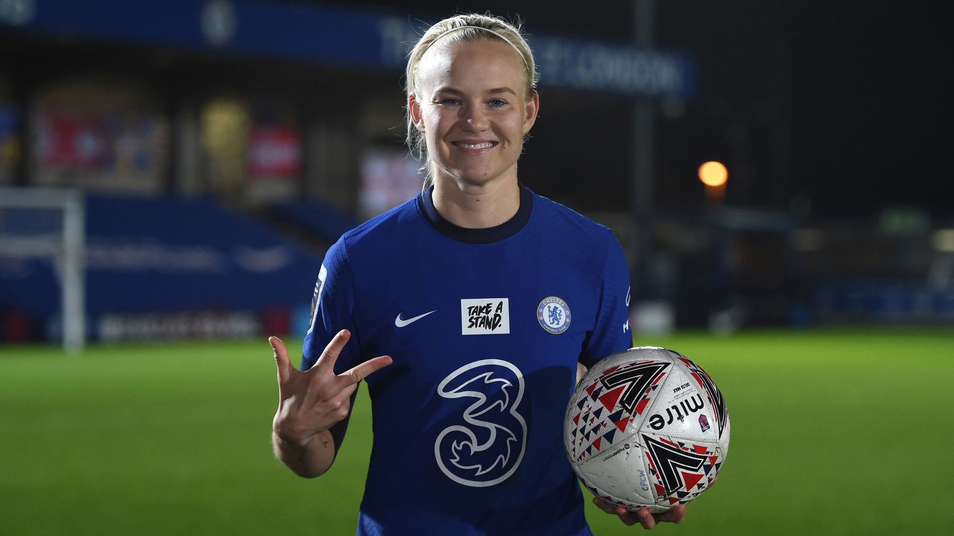 Chelsea thrash West Ham to reach Women's League Cup final