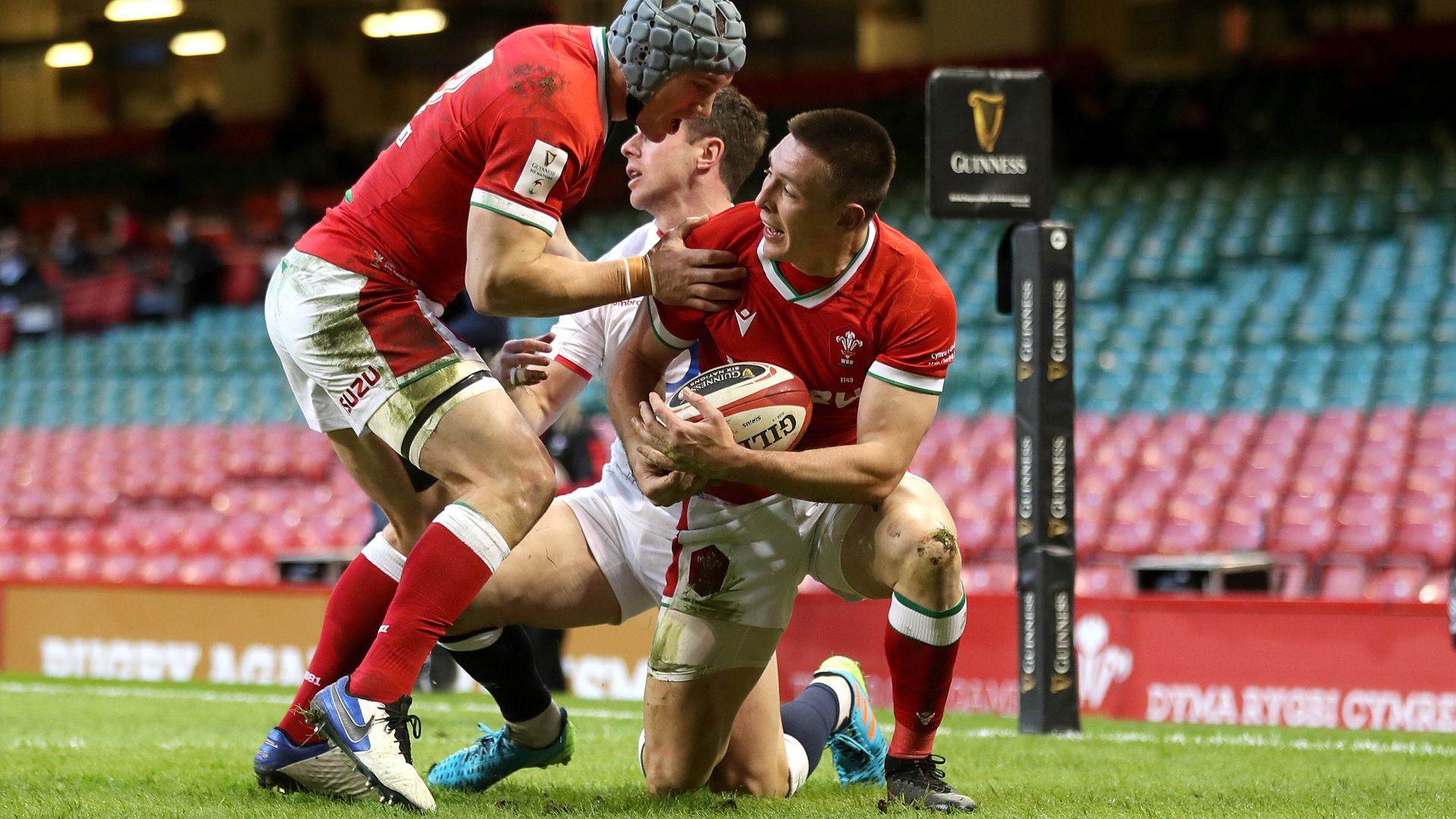 Wales to allow 10,000 seated fans at sporting events