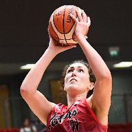 Kate Oliver led Leicester Riders to victory in the Women's BBL Cup final, beating Sevenoaks Suns