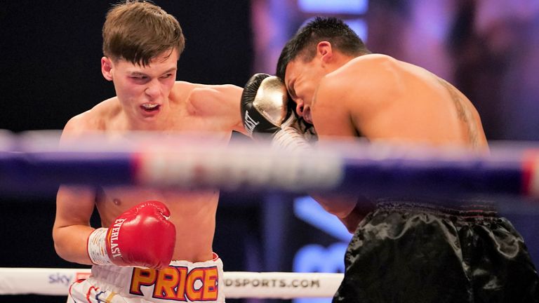 Hopey Price won every round of his fight against Daniel Mendoza