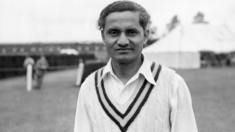 Vijay Hazare (pictured) put on an extras-free 222 with Vijay Manjrekar at Headingley in 1952