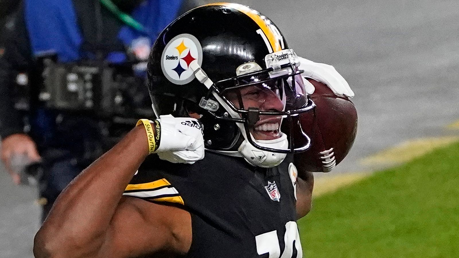 JuJu Smith-Schuster credits video game for Chiefs' chemistry vs. 49ers