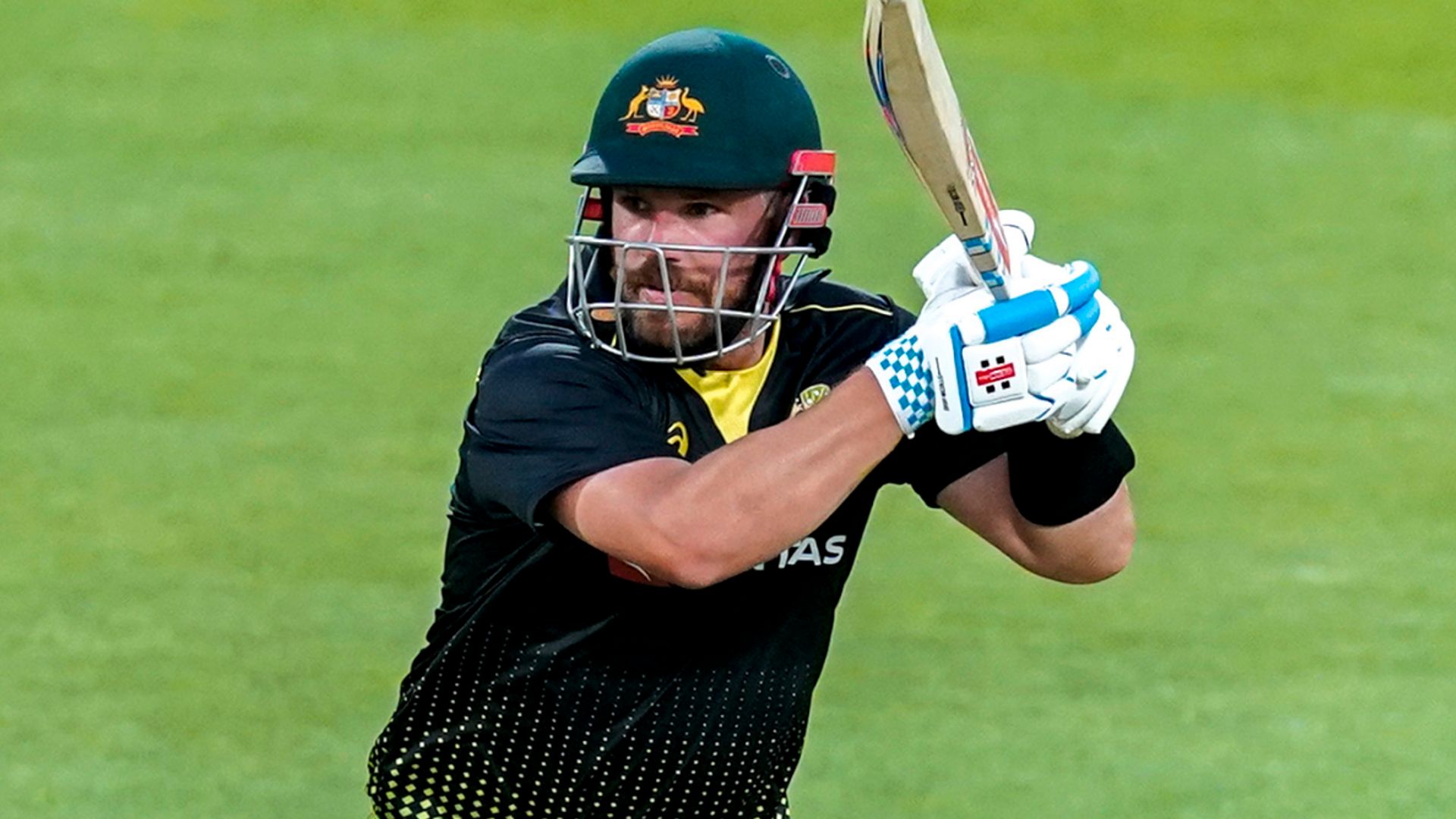 Australia thrash NZ to set up T20 decider