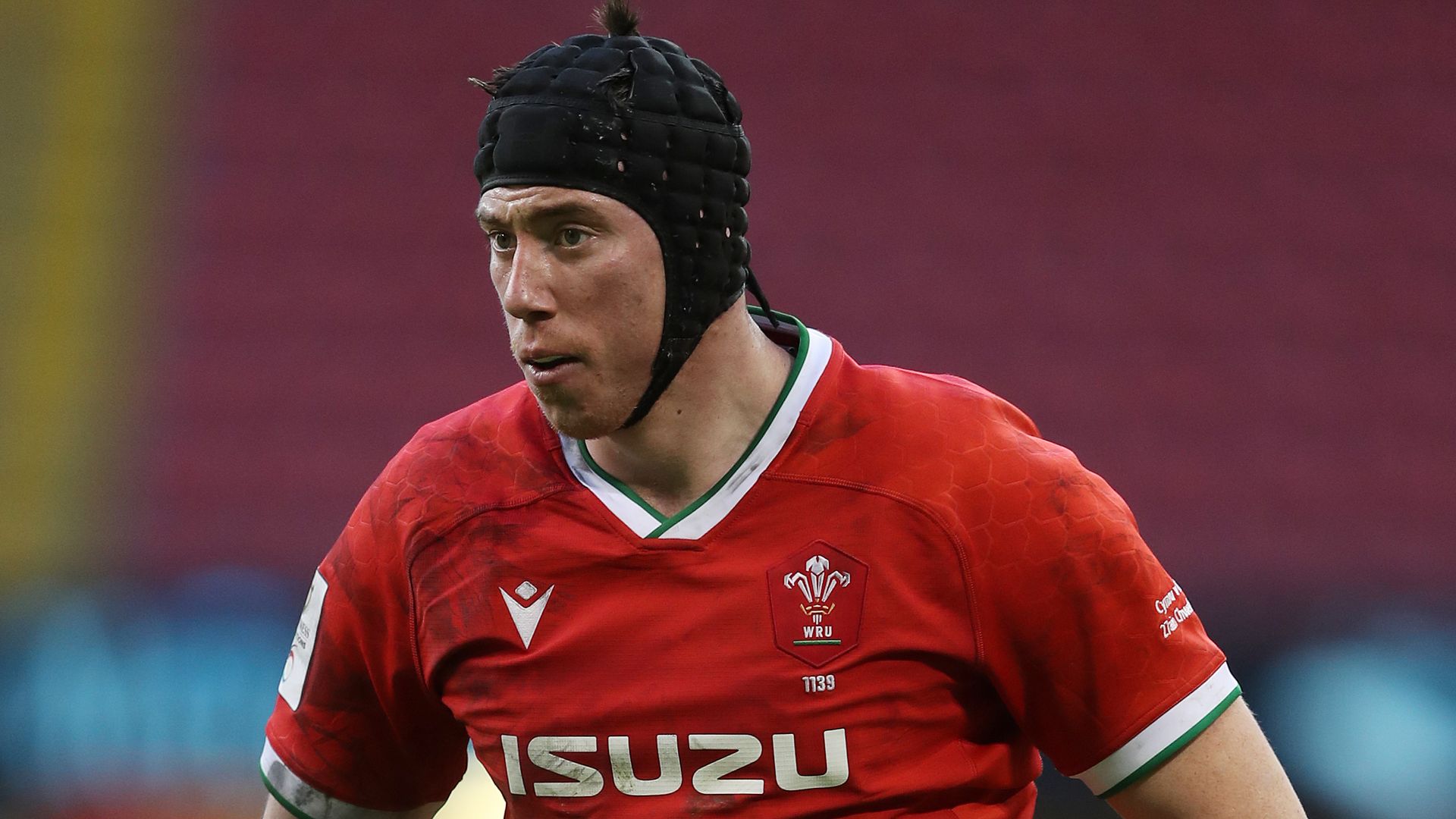 Beard in for Hill as Wales aim for Grand Slam vs France