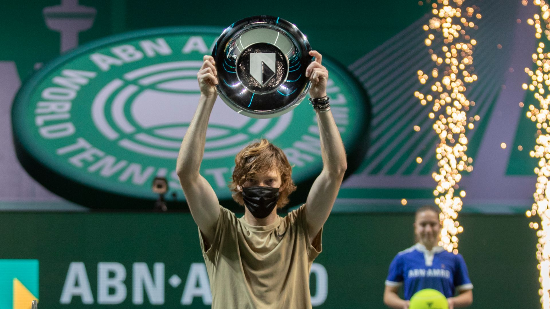 Four in a row for relentless Rublev