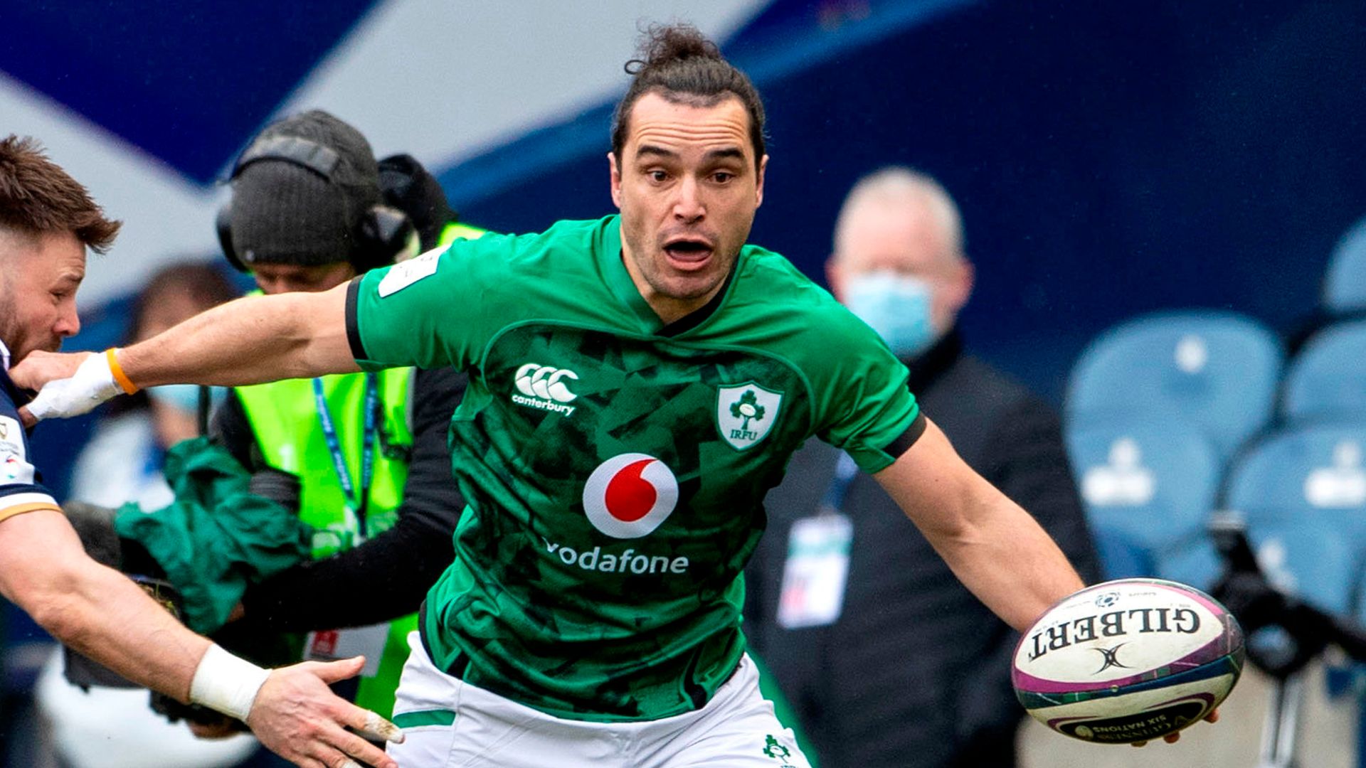 Sexton in for 100th Ireland cap; Gibson-Park, Lowe start