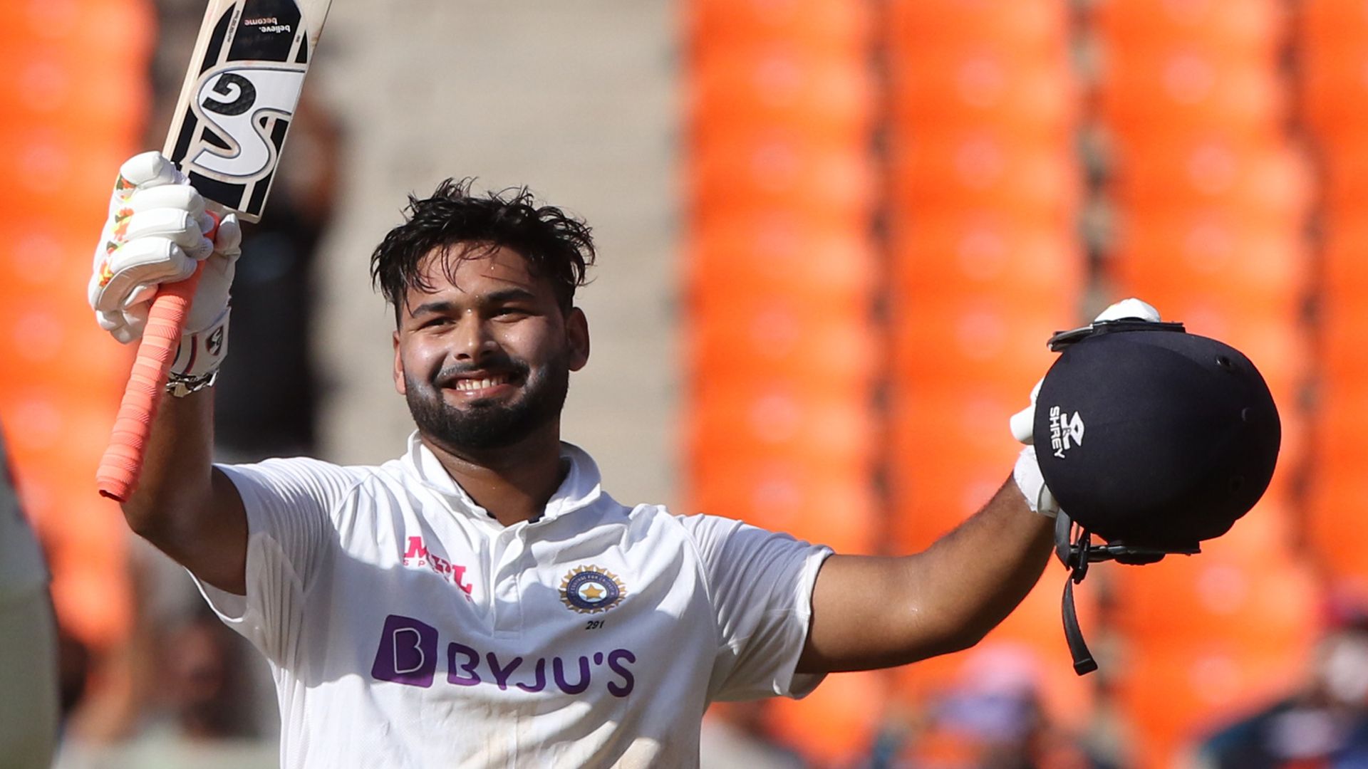 England fightback expelled by sparkling Pant century