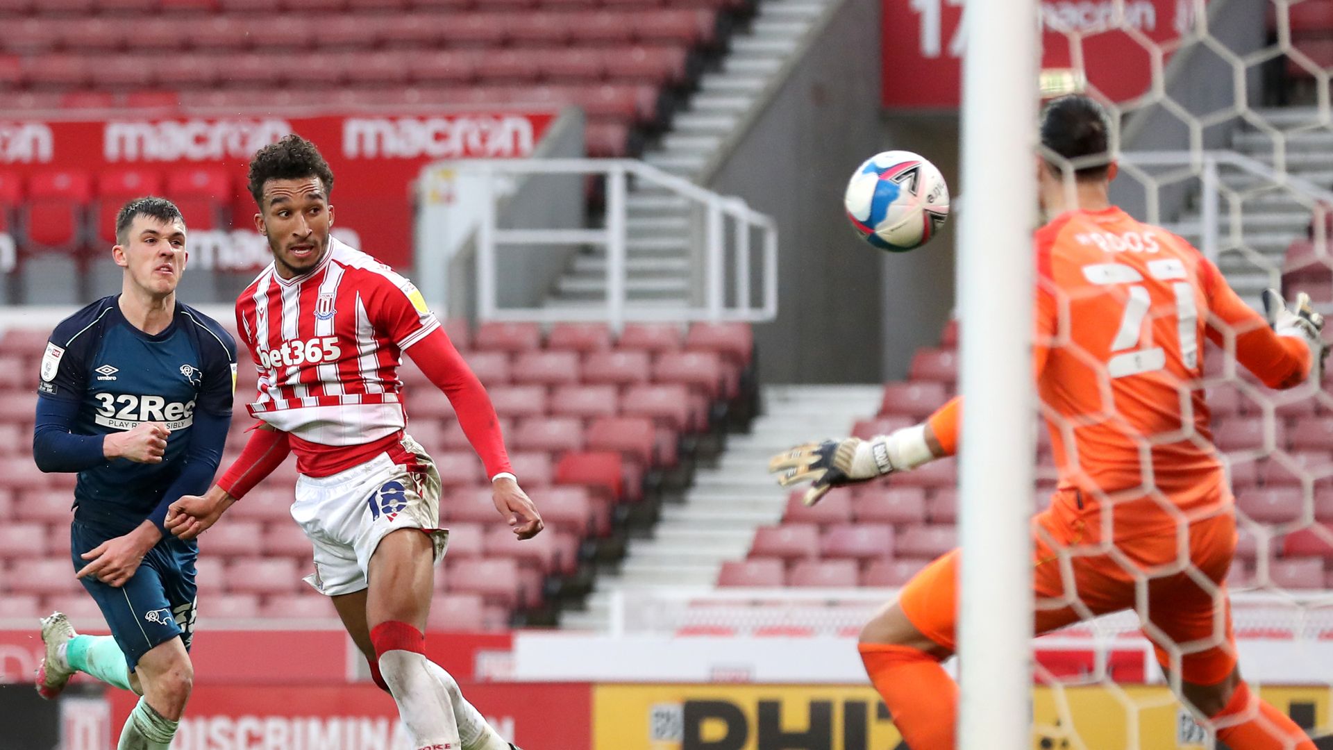Stoke edge past Derby