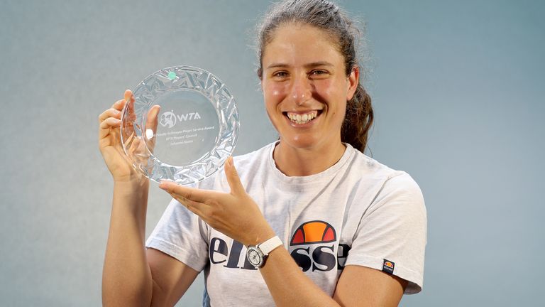 Joanna Conta recibió el premio Peachy Kellmeyer WTA Player Service Award