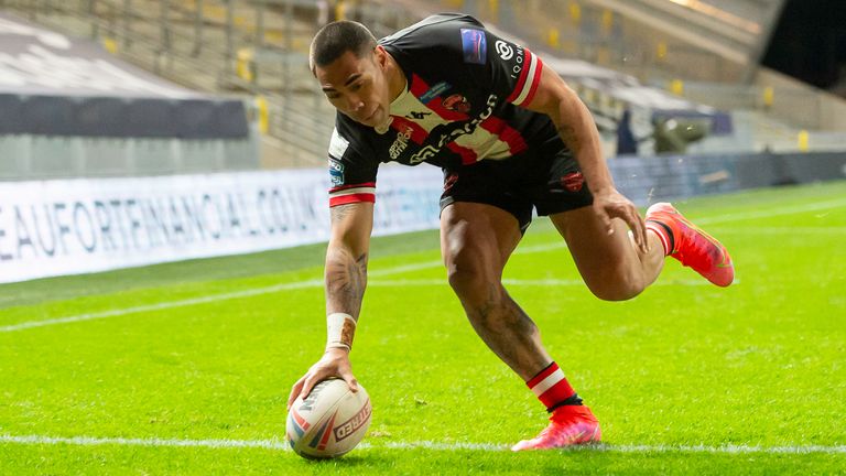 Ken Sio's try gave Salford hope of mounting a fightback