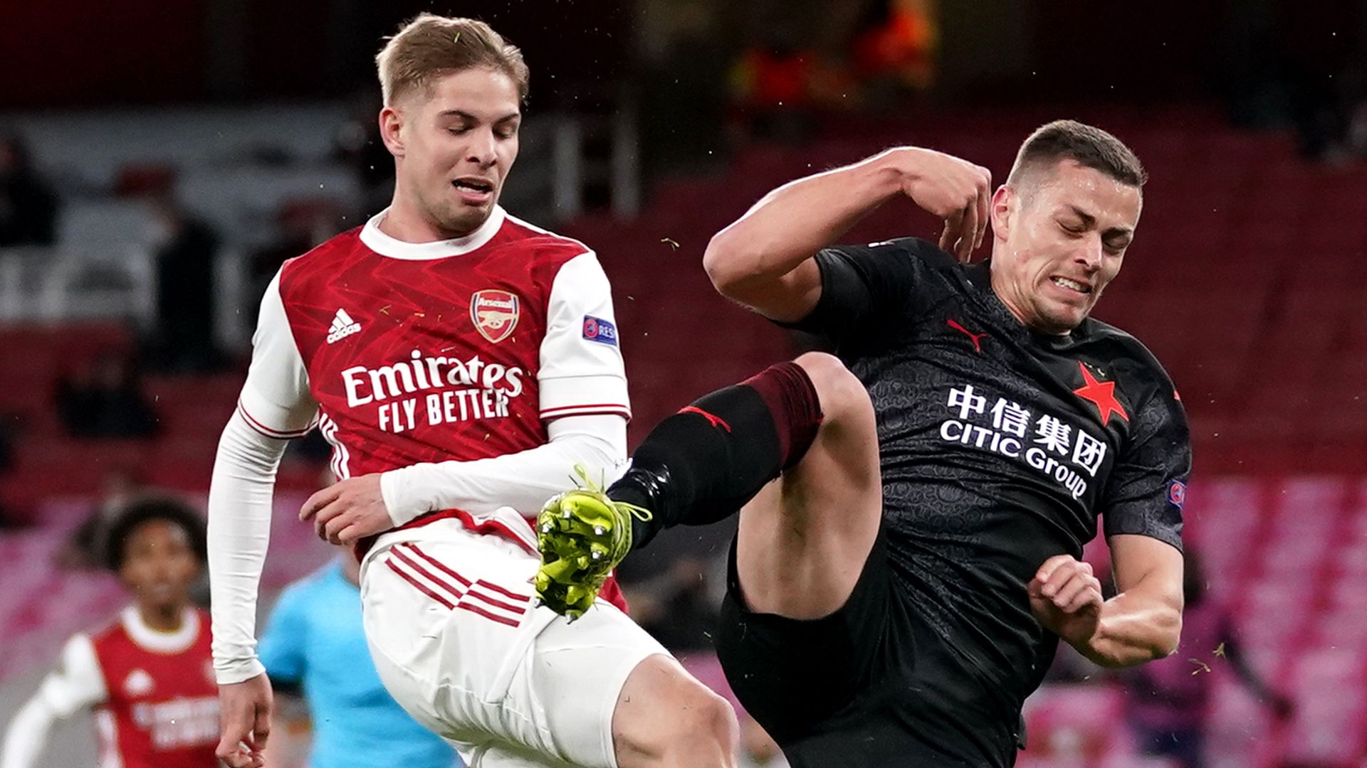 Pepe gives Arsenal late lead against Slavia LIVE!