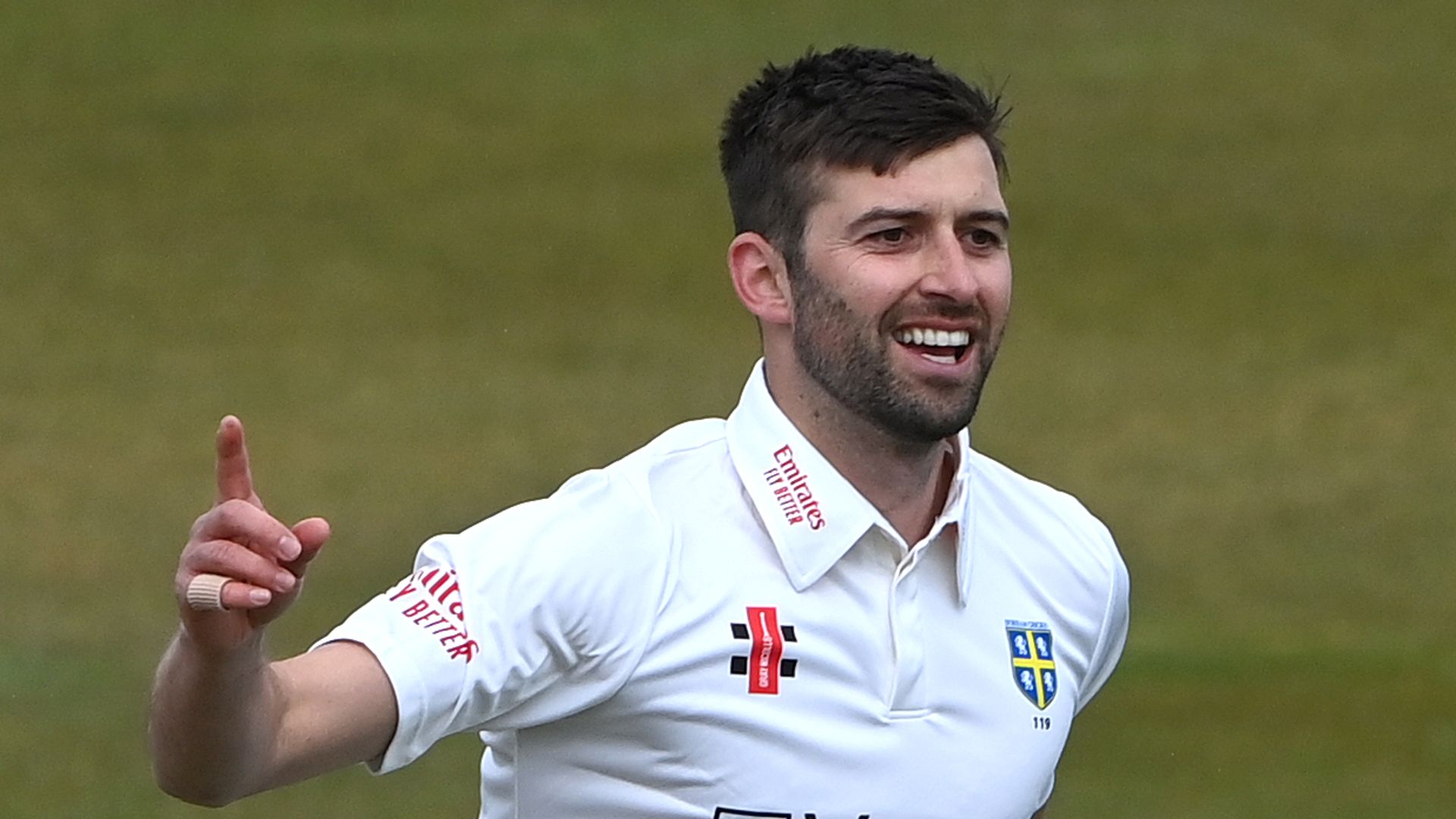 Wood shines on Durham return in County Championship