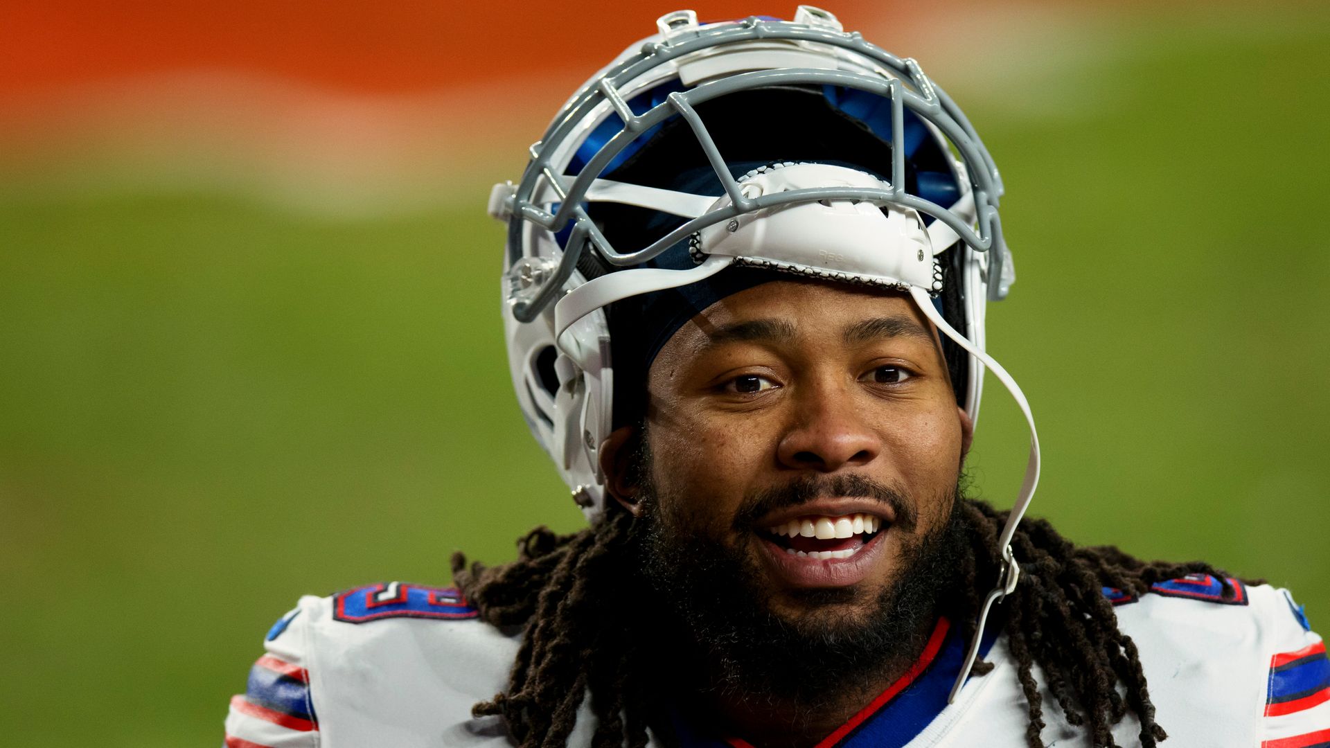 Niners sign cornerback Josh Norman