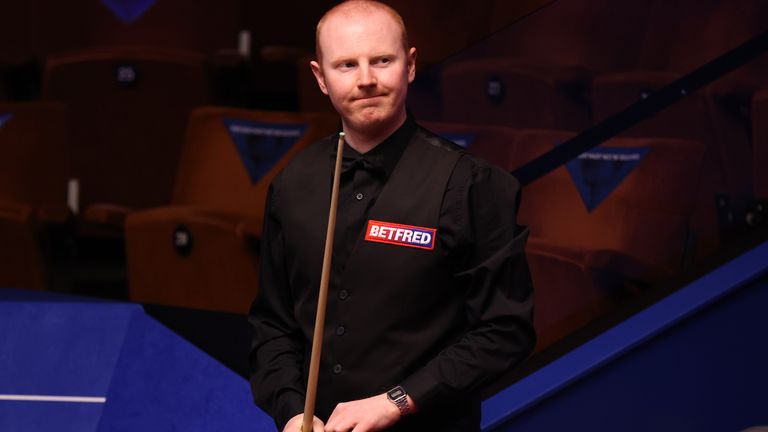 Anthony McGill cruised into the second round at the Crucible