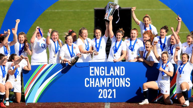 England celebrate winning the Guinness Women's Six Nations