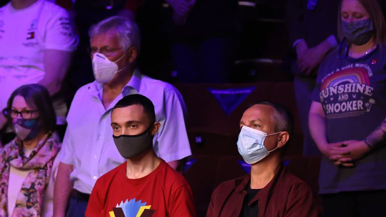 The World Snooker Championships welcomes a limited number of crucible supporters who must adhere to coronavirus protocols