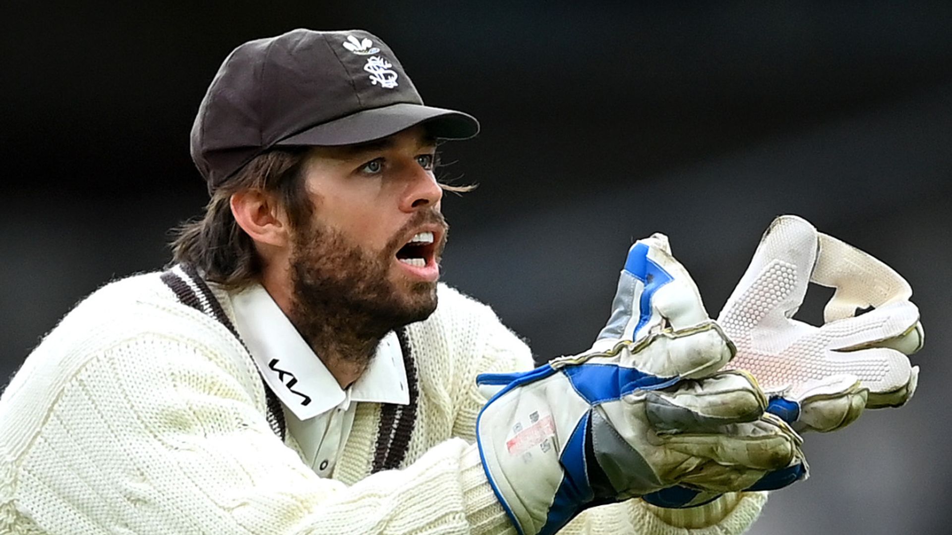 Foakes out of NZ Tests; Hameed, Billings called up