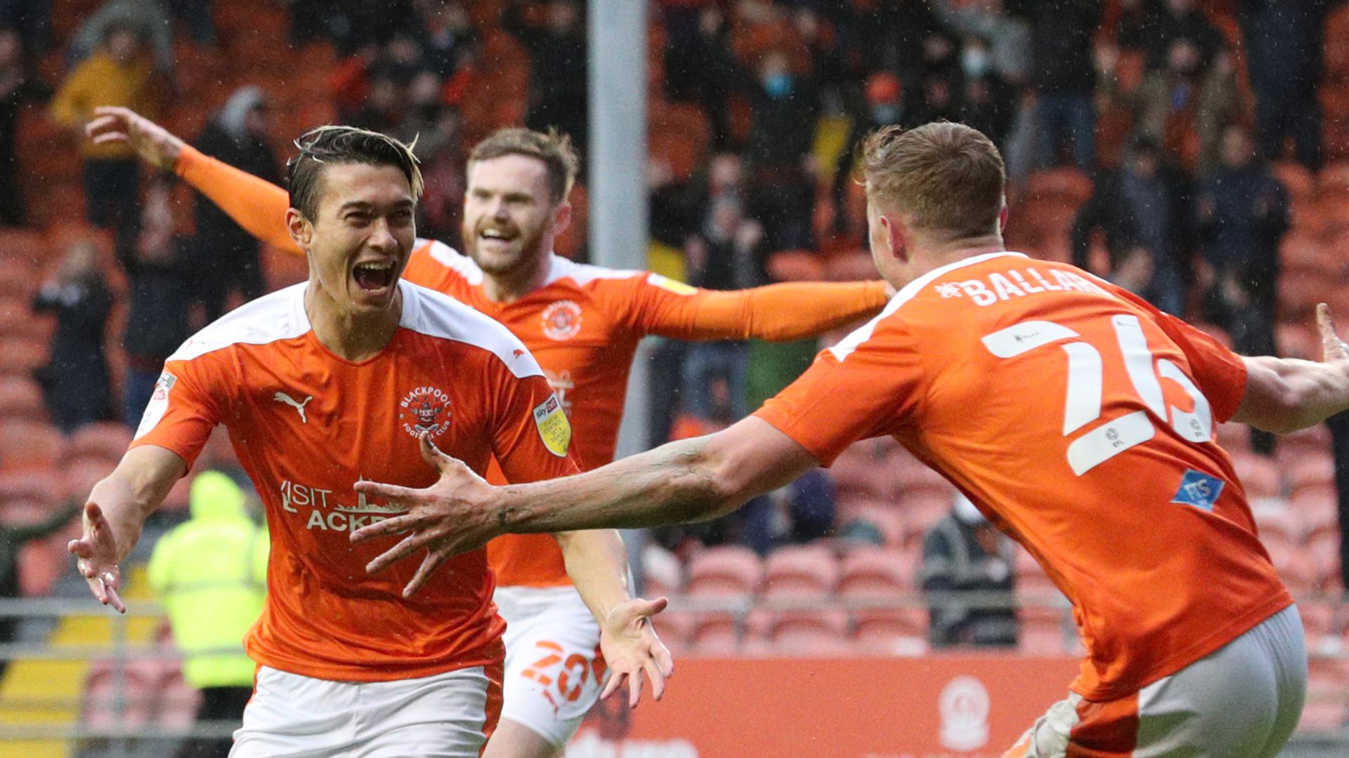 Blackpool through to L1 final after frantic Oxford clash