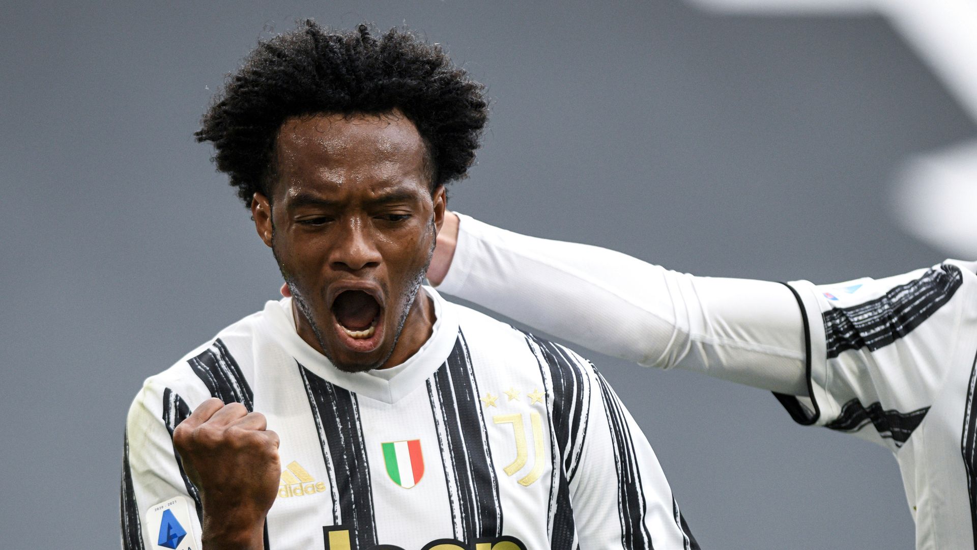 Europe: Juventus edge five-goal Inter thriller
