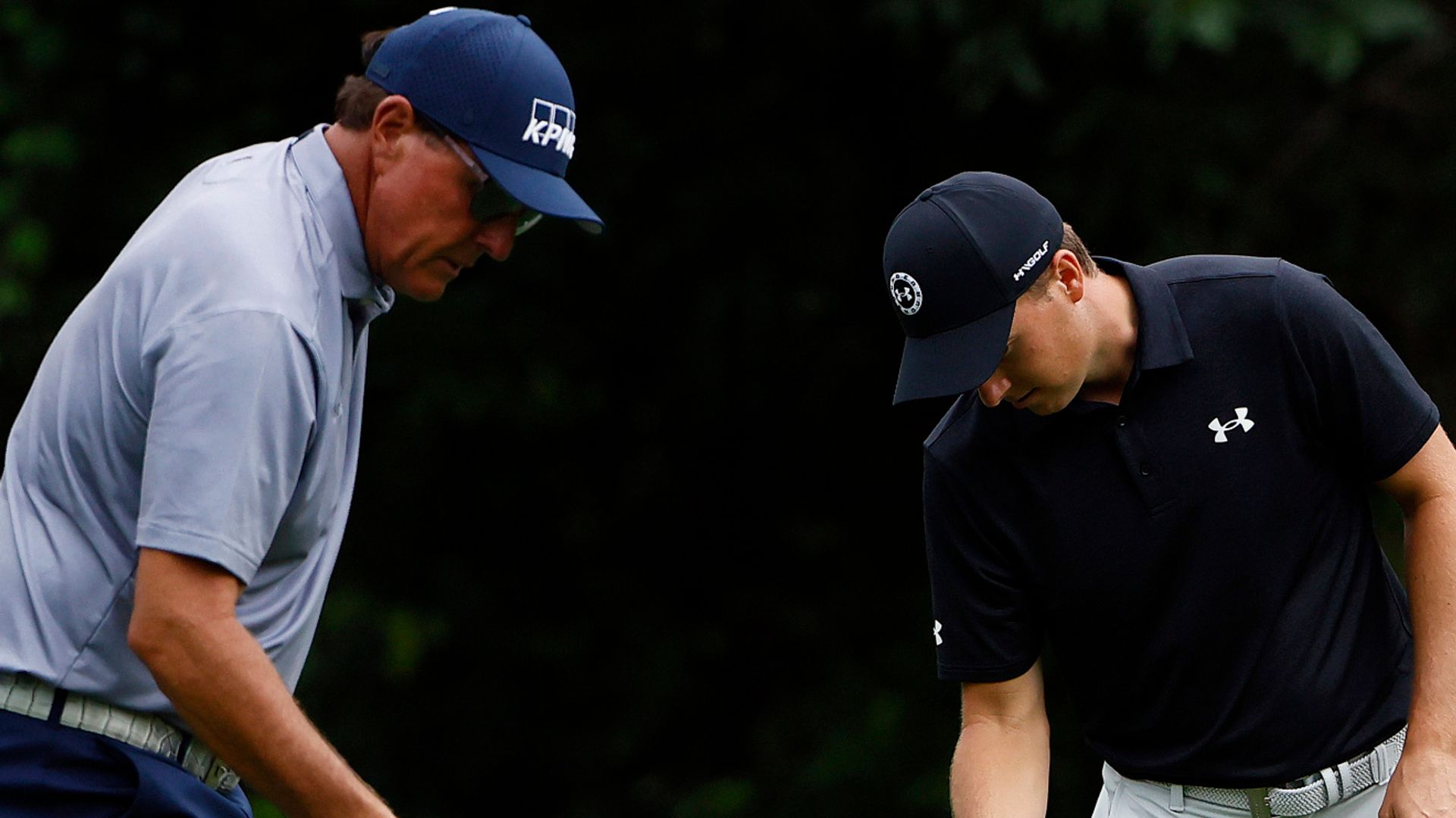 Spieth ahead as Mickelson misses Colonial cut
