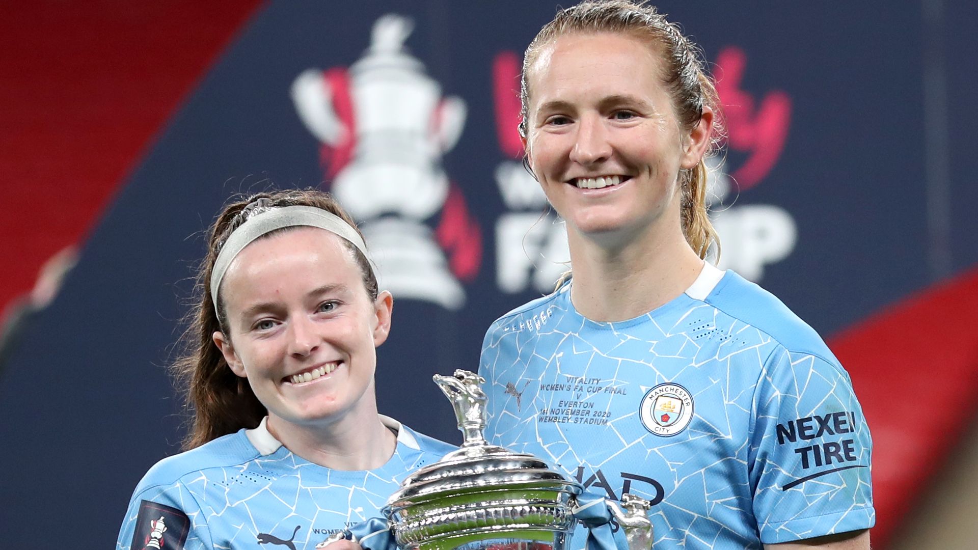 Lavelle and Mewis to leave Man City