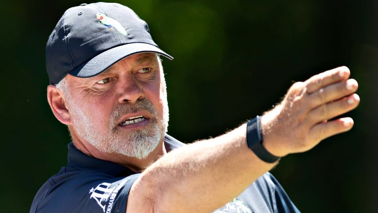 Darren Clarke holds a one-shot lead at the Regions Tradition 