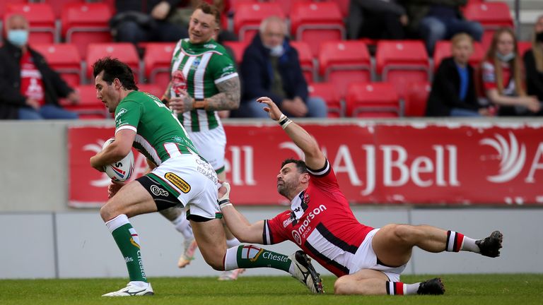 Warrington Wolves' Stefan Ratchford scored the opening try of the evening 