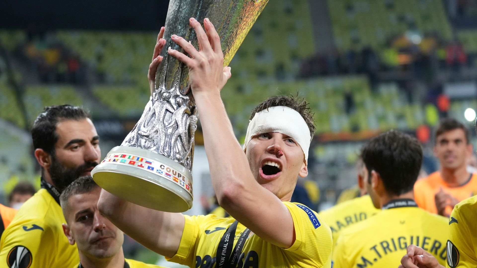 Foyth makes permanent Villarreal move