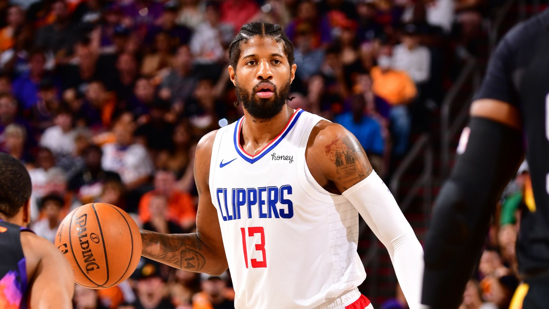 George's 41 points keep Clippers alive against Suns