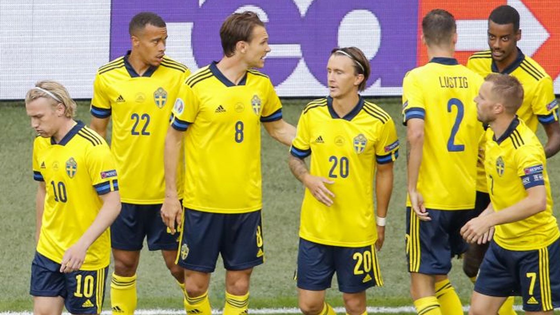 Sweden top Group E as Poland eliminated