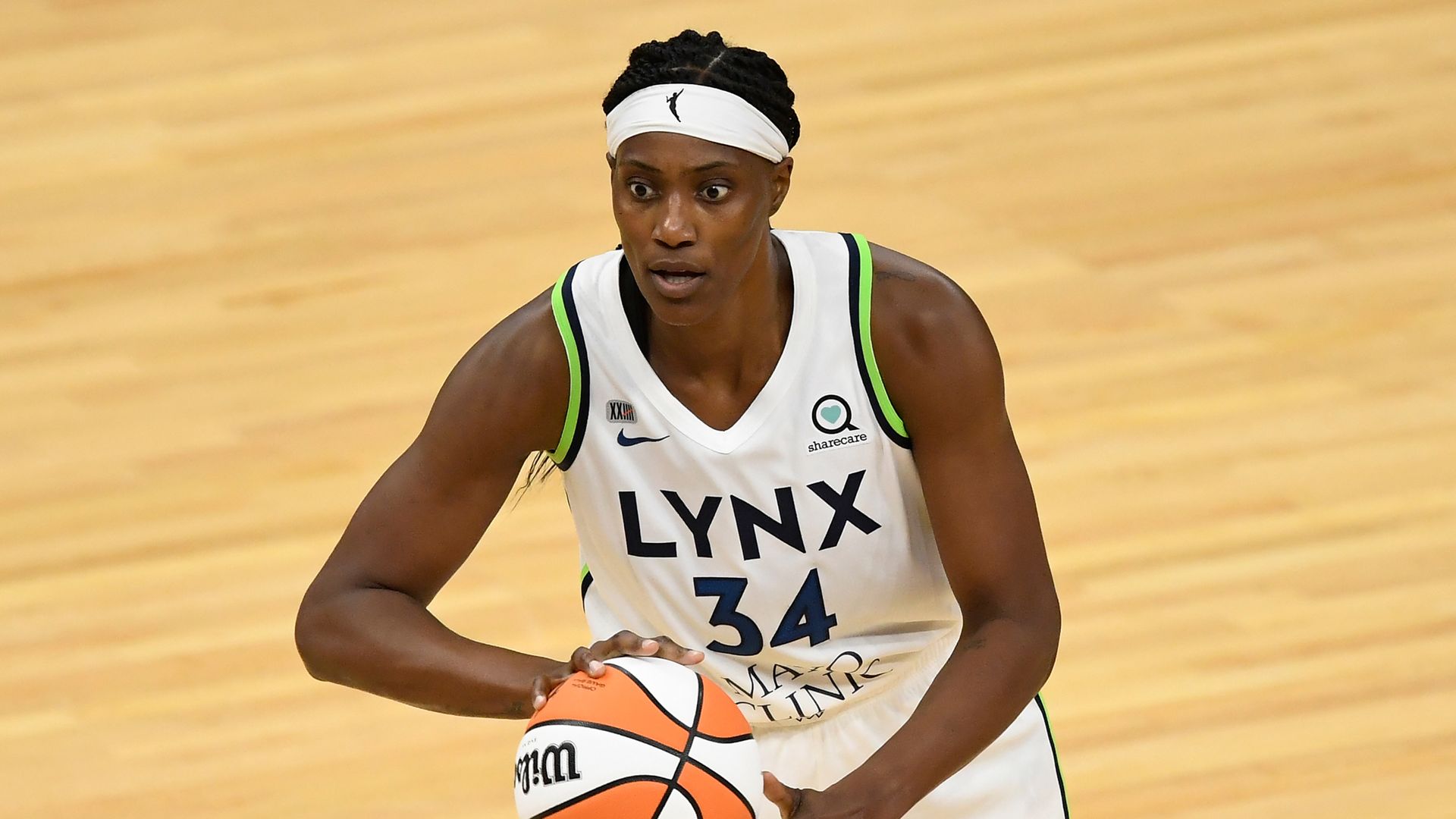 WNBA: Fowles dominates as Lynx complete impressive comeback over Dream