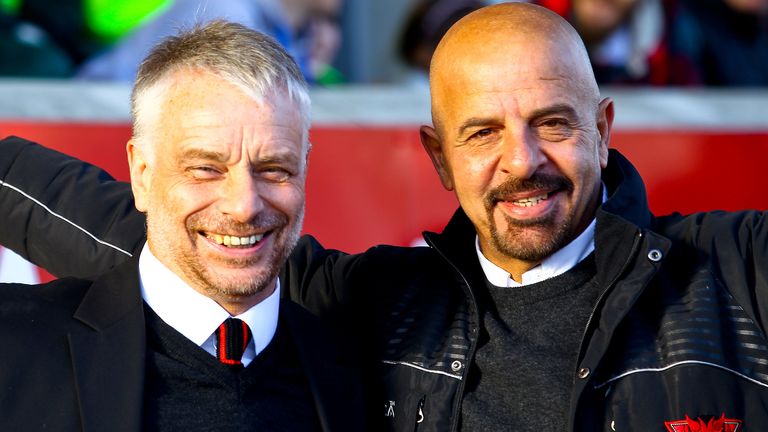 In the 2014 season, Brian Noble was the first coach to go after leaving Salford. Noble also replaced first coaches to go in 2006 and 2013 