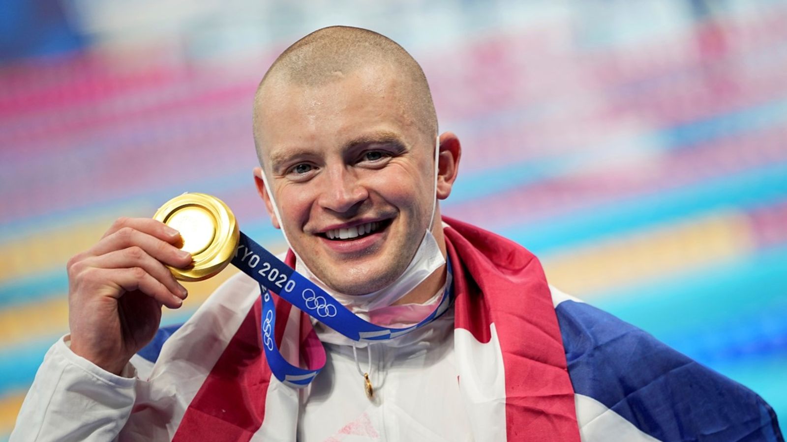 Tokyo 2020 Olympics Adam Peaty Wins First Gold For Team Gb And Defends 100m Breaststroke Title