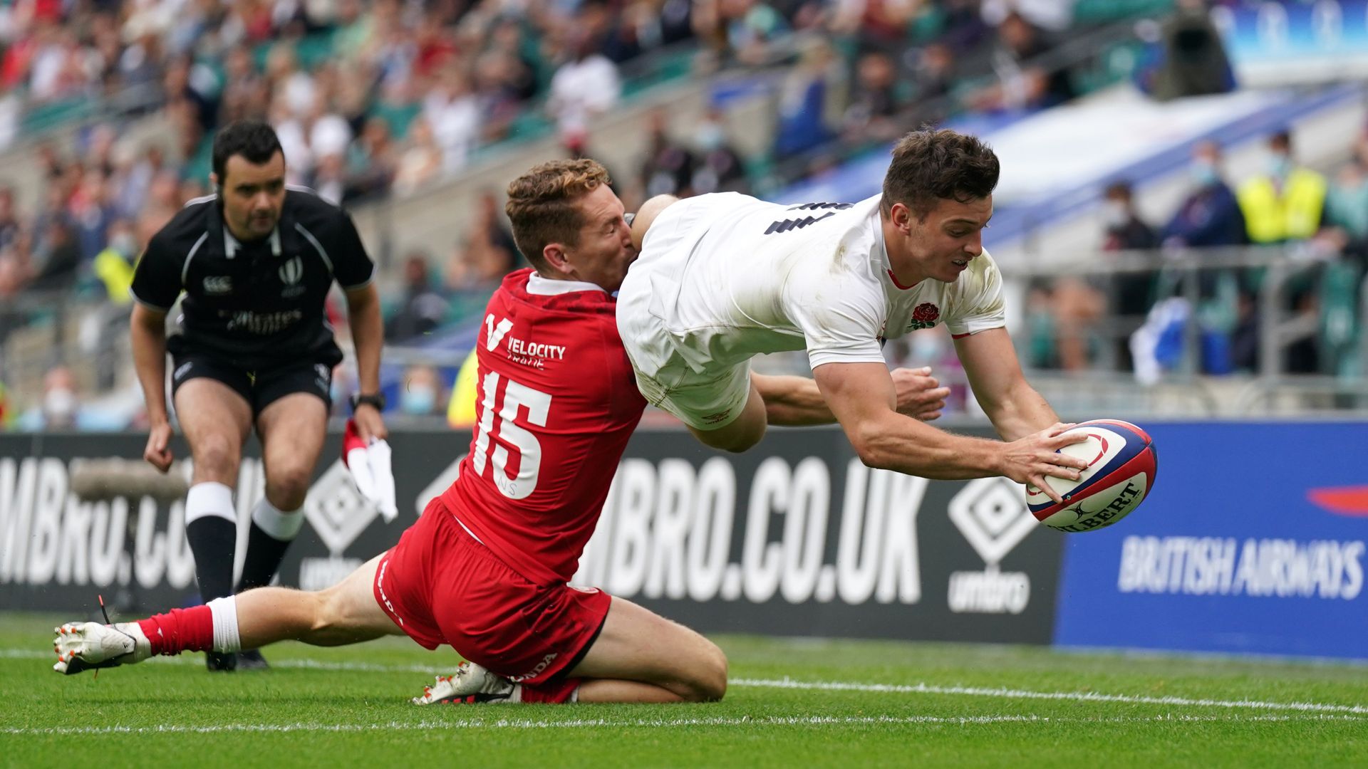 England hammer Canada at Twickenham