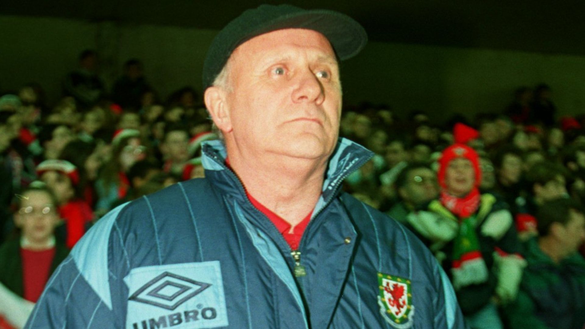 Former Wales manager Mike Smith dies aged 83