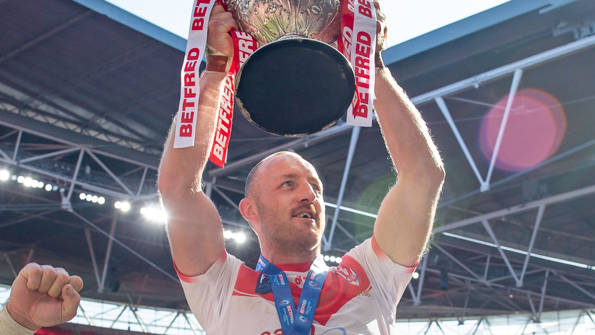 Roby set for another year with Saints