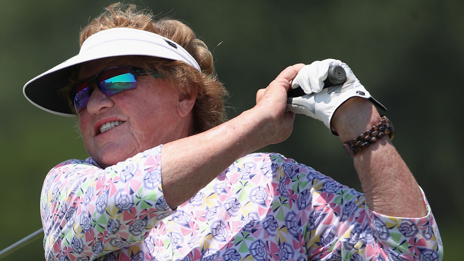 Golfer, 82, shoots her age at senior major