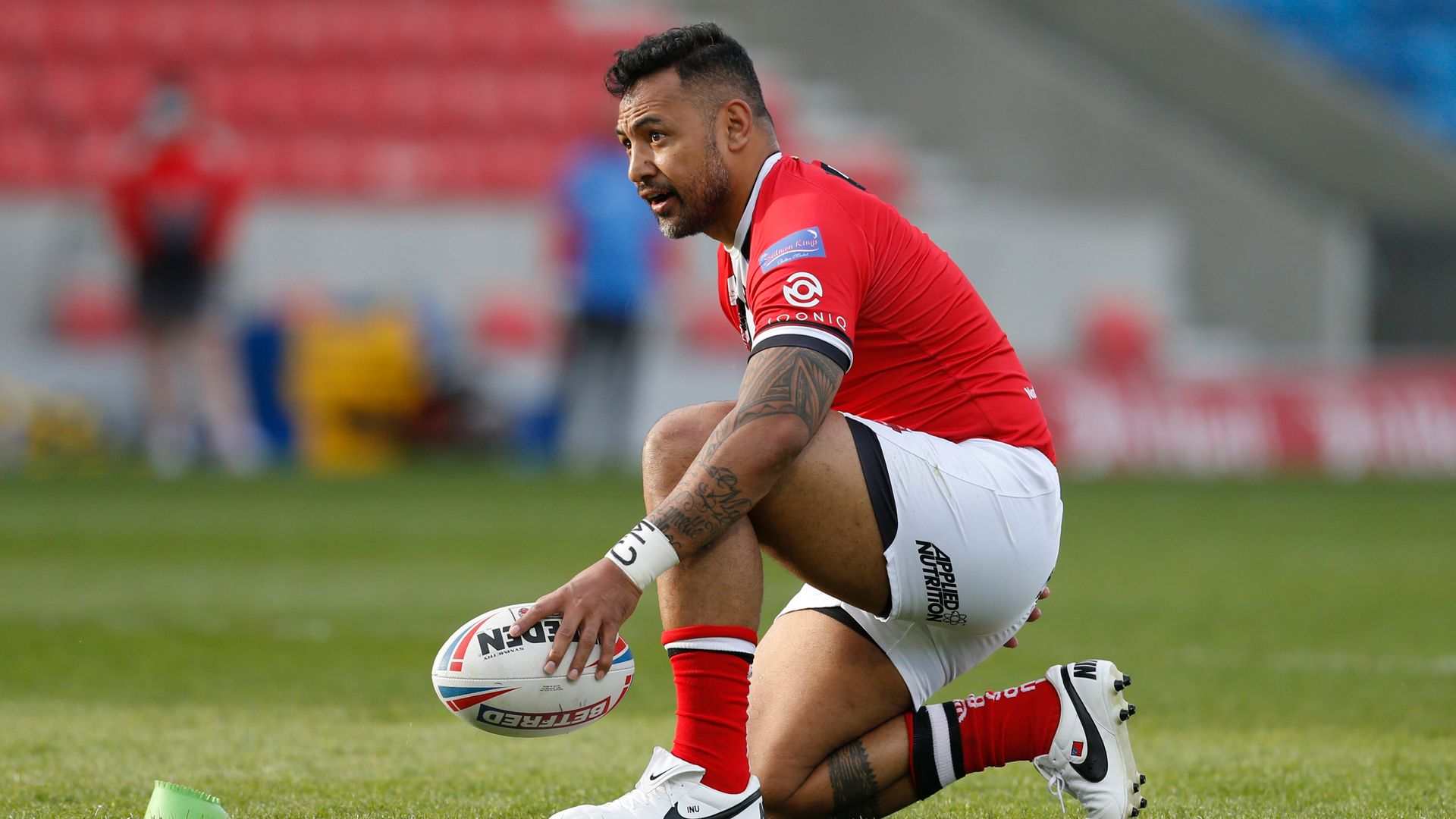 Salford boost survival hopes with win over Wakefield