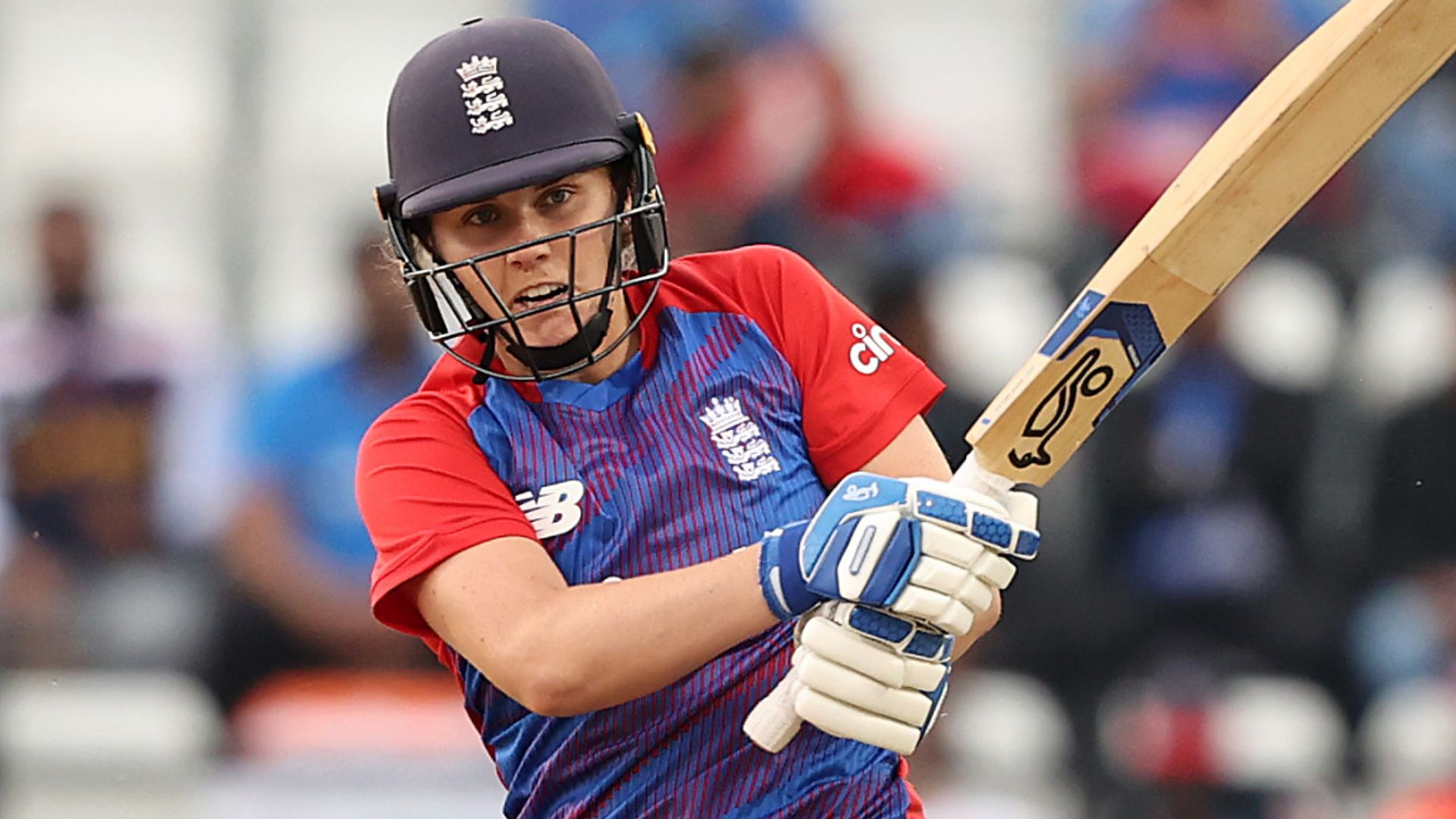 Stunning Sciver propels England to DLS win